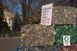 Mediálna akcia Priateľov Zeme -SPZ: 75 000 PET fliaš na Hlavnej ulici  v Košiciach